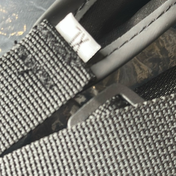 Waterproof Booties Dog Waterproof Booties in Black XL Adjustable NWOT Recovery!! - Picture 9 of 9